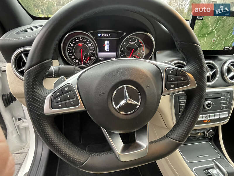 Седан Mercedes-Benz CLA-Class 2018 в Луцке