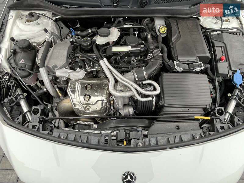 Седан Mercedes-Benz CLA-Class 2018 в Луцке