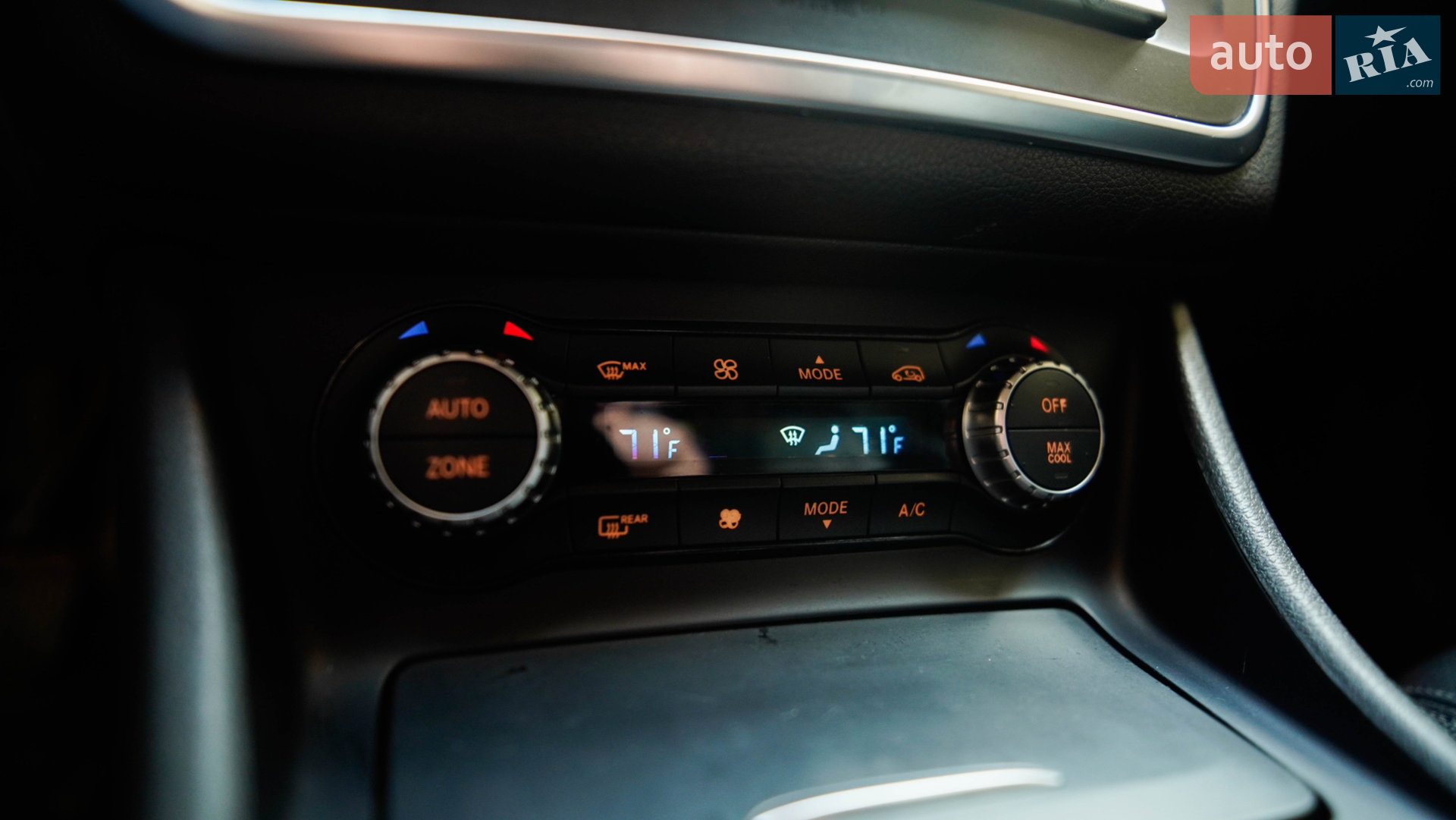 2014 Mercedes-Benz CLA-klasse - мініатюра 23