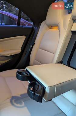 Седан Mercedes-Benz CLA-Class 2016 в 