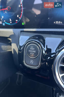 Универсал Mercedes-Benz CLA-Class 2019 в 