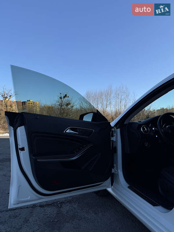 Седан Mercedes-Benz CLA-Class 2013 в Луцке
