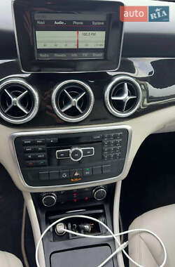 Седан Mercedes-Benz CLA-Class 2014 в 