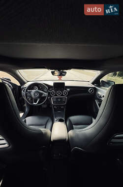 Седан Mercedes-Benz CLA-Class 2015 в 
