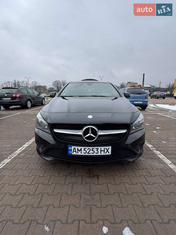 Седан Mercedes-Benz CLA-Class 2016 в 