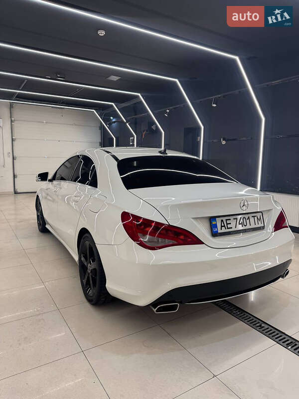 Седан Mercedes-Benz CLA-Class 2015 в Дніпрі