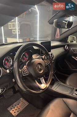 Седан Mercedes-Benz CLA-Class 2015 в 