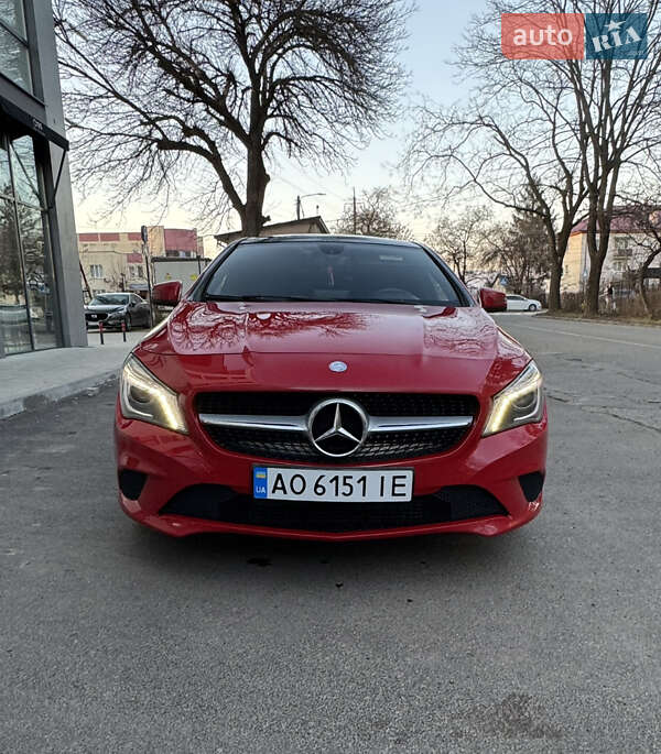 Седан Mercedes-Benz CLA-Class 2015 в Ужгороді