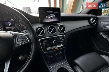 Седан Mercedes-Benz CLA-Class 2018 в 