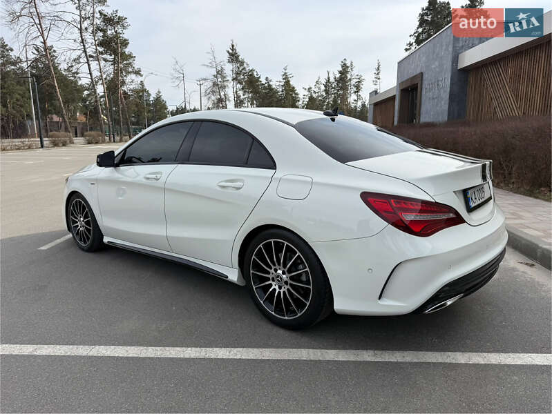 Седан Mercedes-Benz CLA-Class 2017 в Киеве
