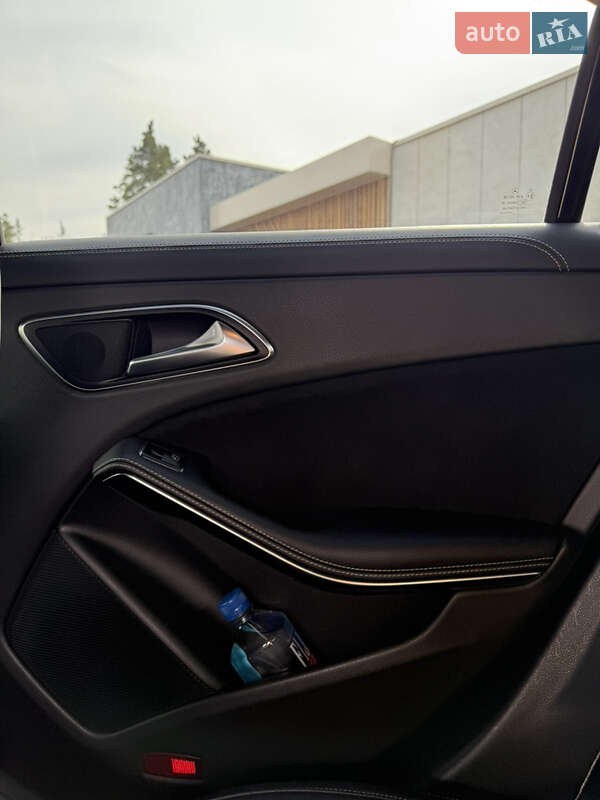 Седан Mercedes-Benz CLA-Class 2017 в Києві