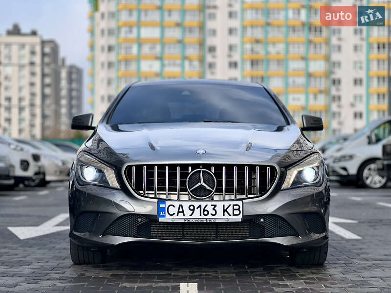 Седан Mercedes-Benz CLA-Class 2016 в Киеве