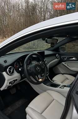 Седан Mercedes-Benz CLA-Class 2017 в 