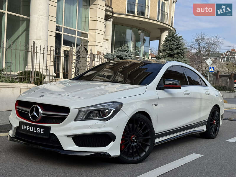 Седан Mercedes-Benz CLA-Class 2013 в 