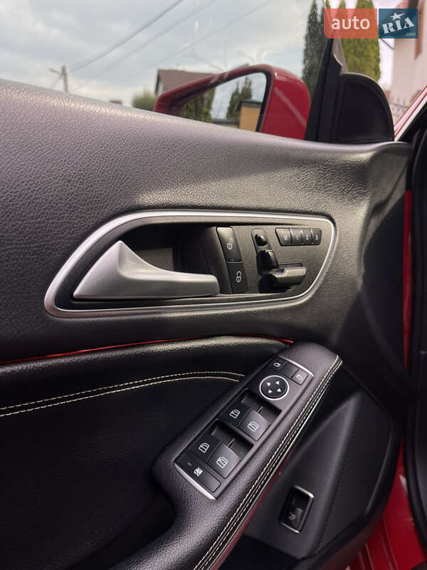 Седан Mercedes-Benz CLA-Class 2016 в Львове