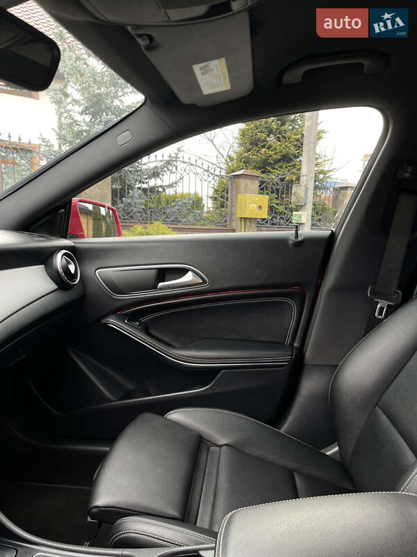 Седан Mercedes-Benz CLA-Class 2016 в Львове