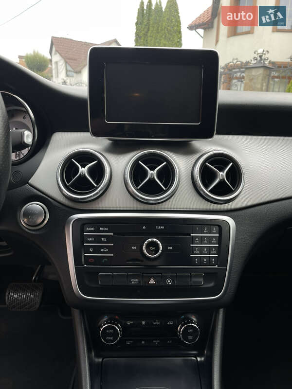 Седан Mercedes-Benz CLA-Class 2016 в Львове
