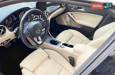 Седан Mercedes-Benz CLA-Class 2018 в 