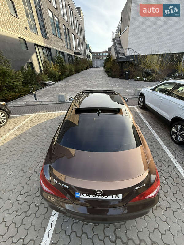 Седан Mercedes-Benz CLA-Class 2015 в Киеве
