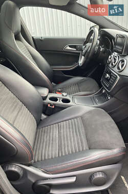 Седан Mercedes-Benz CLA-Class 2013 в 