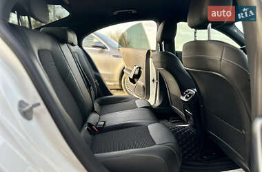 Седан Mercedes-Benz CLA-Class 2021 в 