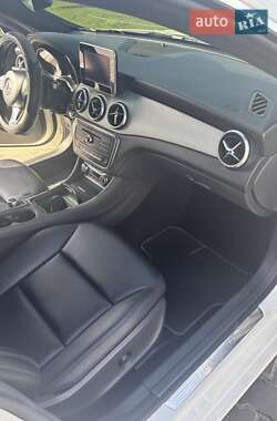Седан Mercedes-Benz CLA-Class 2015 в 