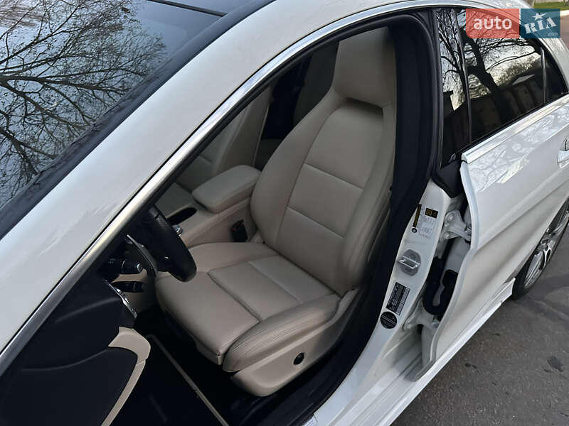Седан Mercedes-Benz CLA-Class 2017 в Дніпрі