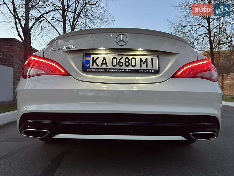 Седан Mercedes-Benz CLA-Class 2017 в Дніпрі