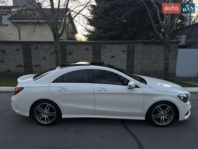 Седан Mercedes-Benz CLA-Class 2017 в Дніпрі