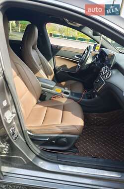 Универсал Mercedes-Benz CLA-Class 2015 в 