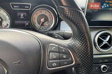 Седан Mercedes-Benz CLA-Class 2015 в 