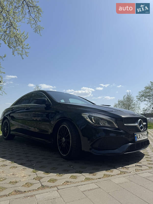 Седан Mercedes-Benz CLA-Class 2018 в Киеве