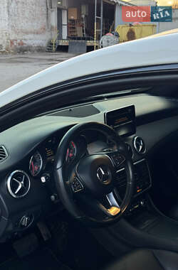 Седан Mercedes-Benz CLA-Class 2014 в 