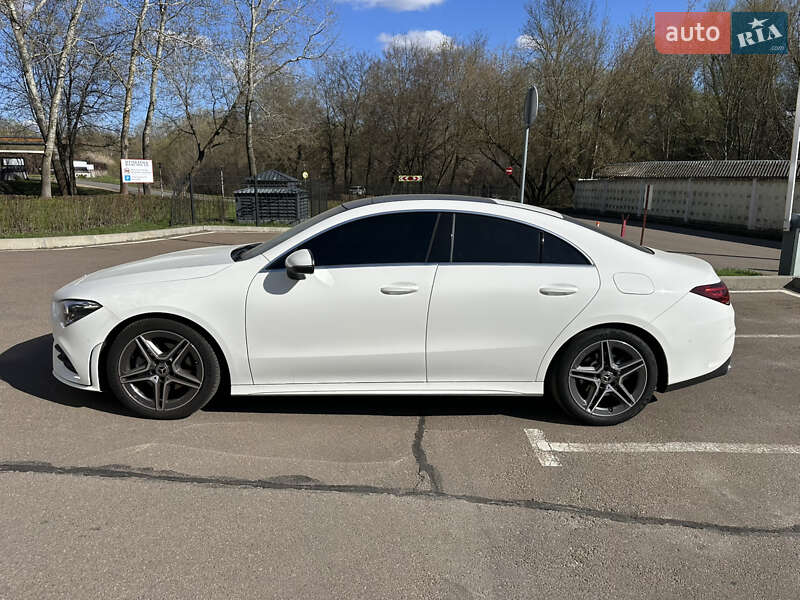 Седан Mercedes-Benz CLA-Class 2022 в Чернигове