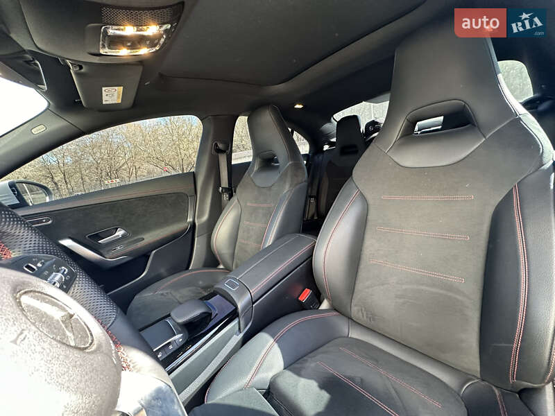 Седан Mercedes-Benz CLA-Class 2022 в Чернигове