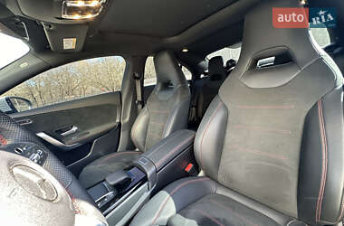 Седан Mercedes-Benz CLA-Class 2022 в 