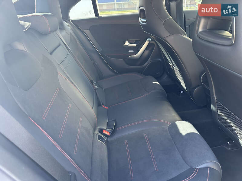 Седан Mercedes-Benz CLA-Class 2022 в Чернигове