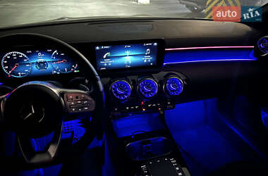 Седан Mercedes-Benz CLA-Class 2022 в 