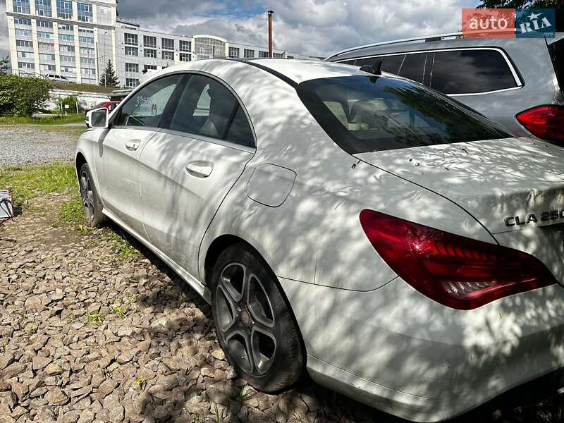 Седан Mercedes-Benz CLA-Class 2014 в Львове фото 4 Седан Mercedes-Benz CLA-Class 2014 в Львове