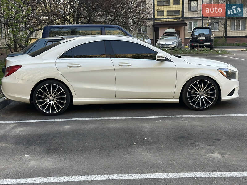 Седан Mercedes-Benz CLA-Class 2015 в Дніпрі