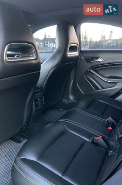 Седан Mercedes-Benz CLA-Class 2018 в 