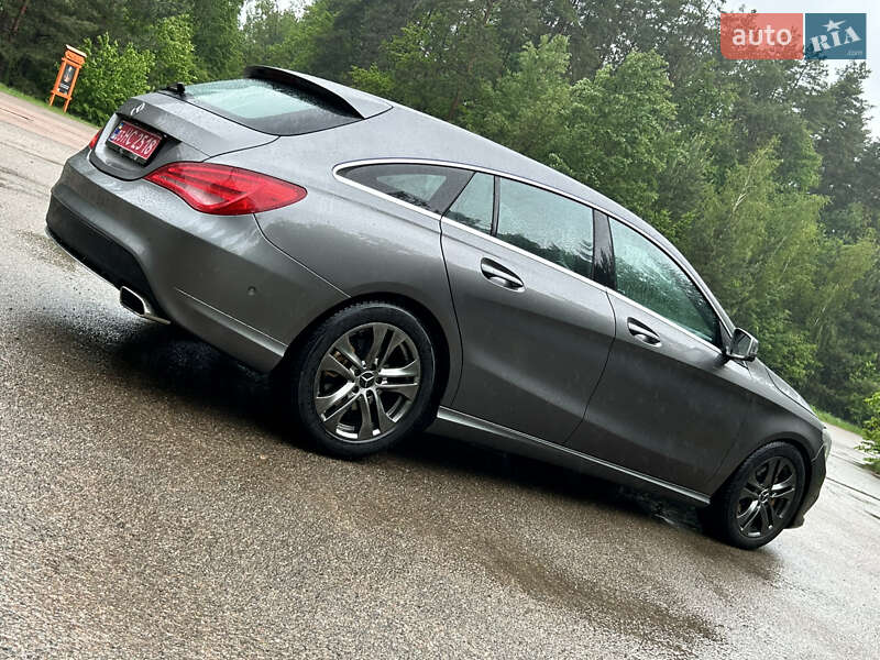 Универсал Mercedes-Benz CLA-Class 2016 в Киеве