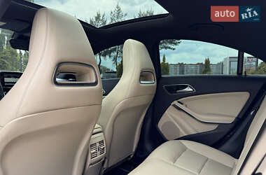Седан Mercedes-Benz CLA-Class 2013 в 