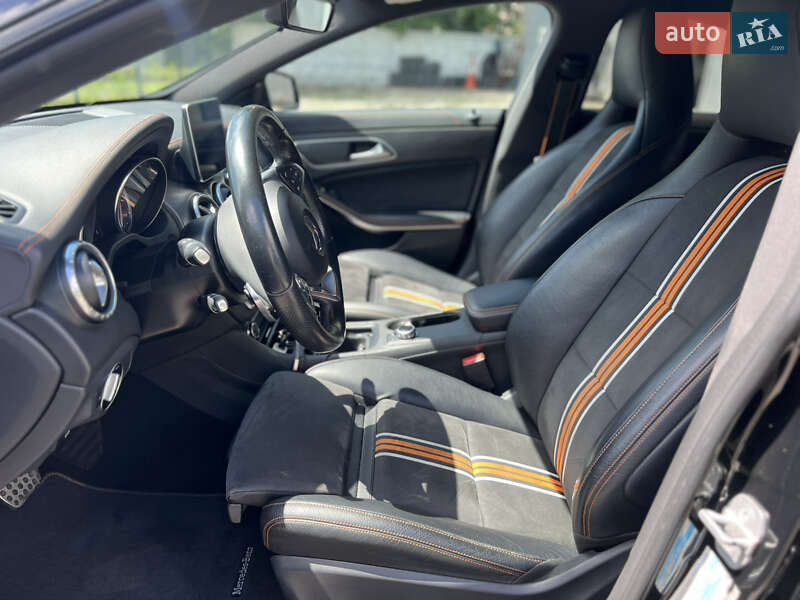Седан Mercedes-Benz CLA-Class 2015 в Киеве фото 9 Седан Mercedes-Benz CLA-Class 2015 в Киеве