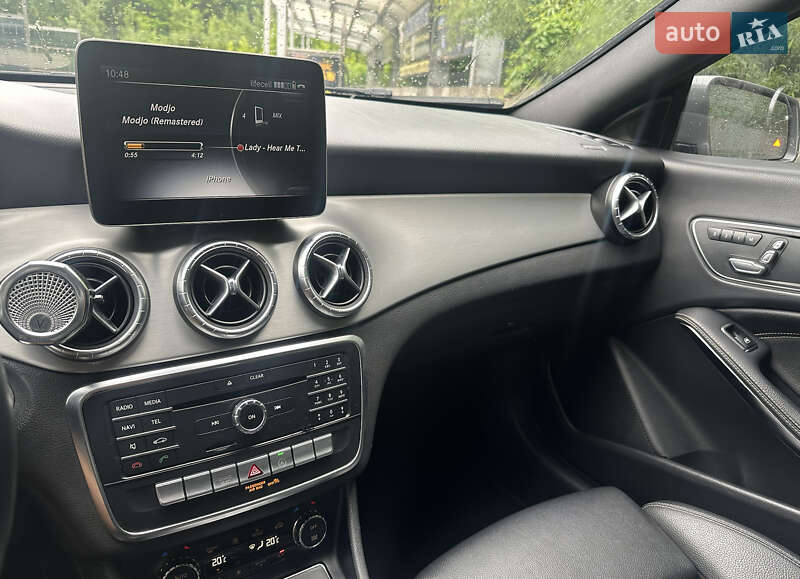 Седан Mercedes-Benz CLA-Class 2017 в Киеве