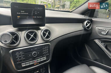 Седан Mercedes-Benz CLA-Class 2017 в 