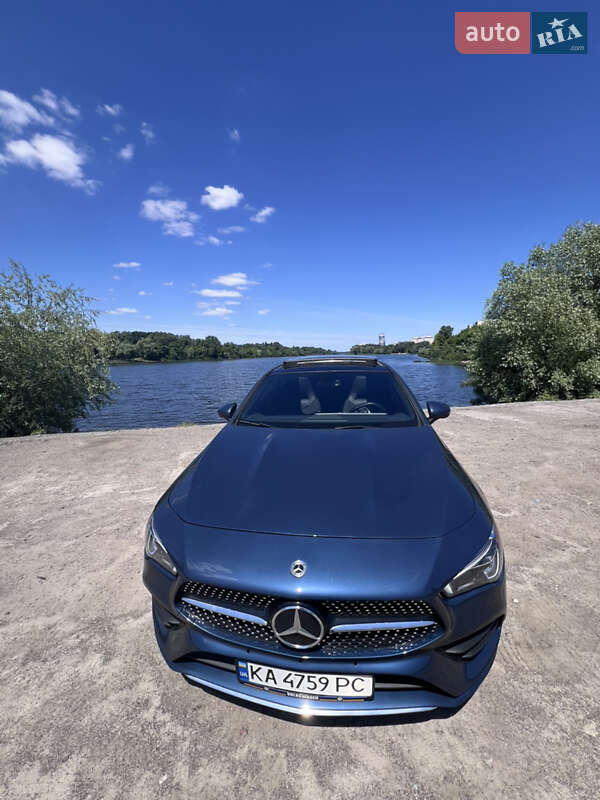 Седан Mercedes-Benz CLA-Class 2019 в 