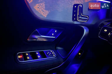 Седан Mercedes-Benz CLA-Class 2019 в 