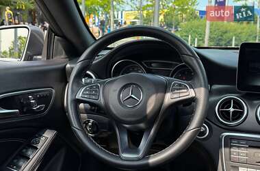 Седан Mercedes-Benz CLA-Class 2017 в 
