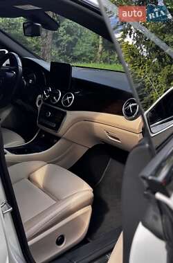 Седан Mercedes-Benz CLA-Class 2018 в 